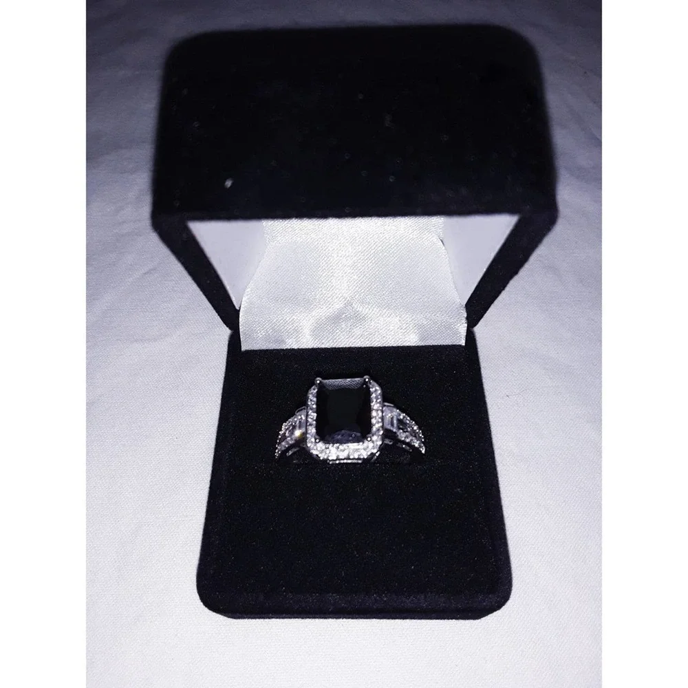 Black Sapphire & Diamond Sz 9 Marked 925 Silver Cocktail Ring NIB - Picture 6 of 6